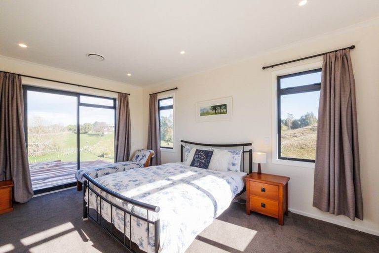 Photo of property in 33 Mount Biggs Road, Halcombe, Feilding, 4779