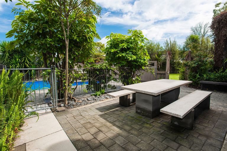 Photo of property in 16 Russell Street, Whataupoko, Gisborne, 4010