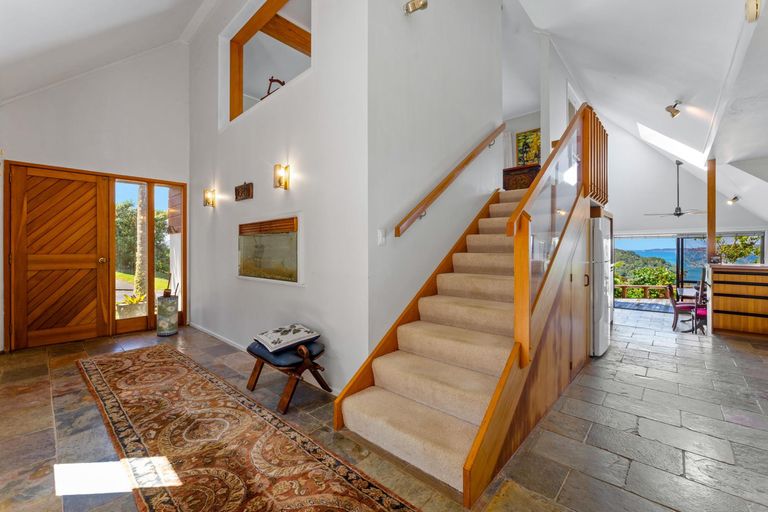 Photo of property in 14 Kotare Place, Sandspit, Warkworth, 0982