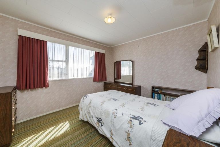 Photo of property in 8 Walker Crescent, Bulls, 4818