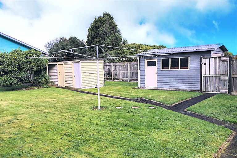 Photo of property in 240 High Street, Dannevirke, 4930