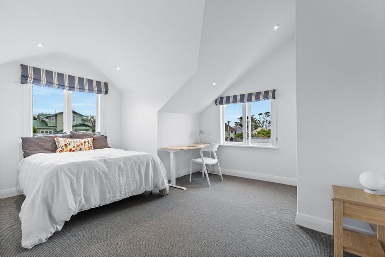 Photo of property in 1 Bangor Street, Point Chevalier, Auckland, 1022