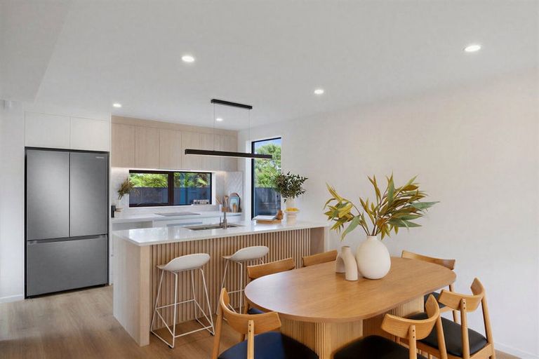 Photo of property in 1/6a View Road, Papakura, 2110