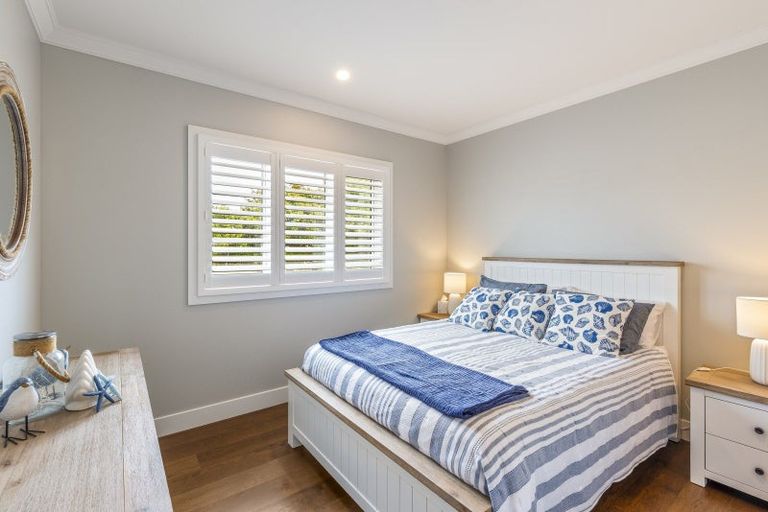 Photo of property in 7 Lamont Place, Waikanae, 5036