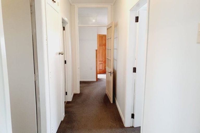 Photo of property in 10 Kelvin Place, Hamilton East, Hamilton, 3216