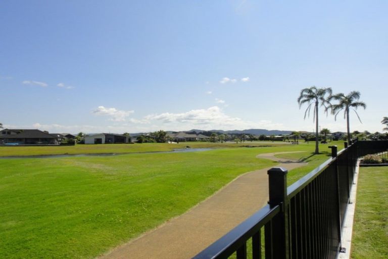 Photo of property in 6 Ara Kahika Lane, One Tree Point, 0118