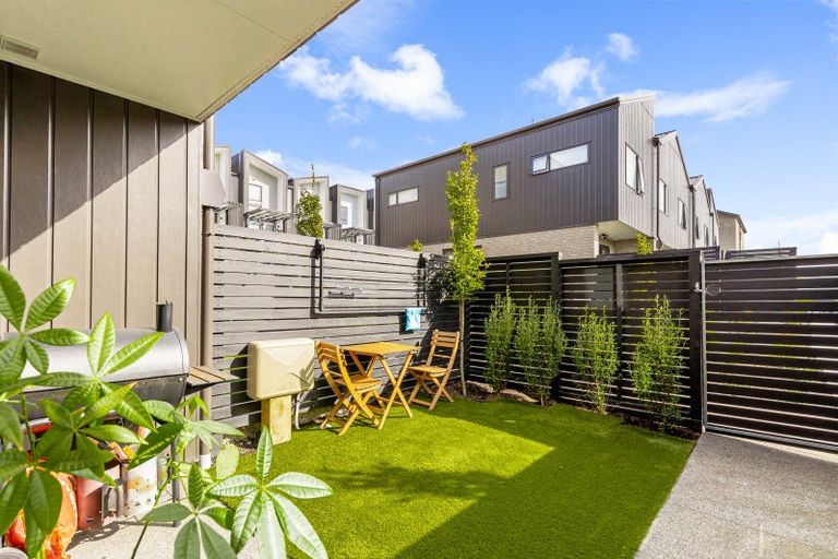 Photo of property in 21/28 Westgate Drive, Westgate, Auckland, 0614