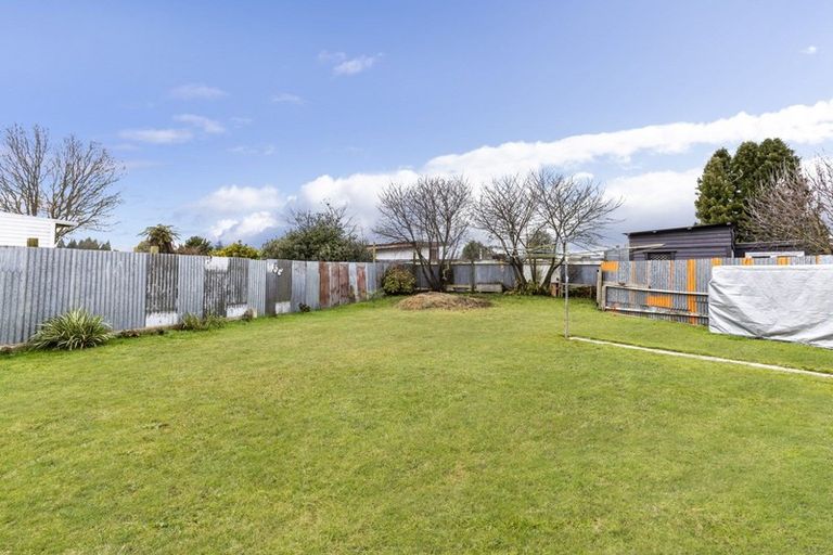 Photo of property in 14 Rangiora Street, Mangakino, 3421