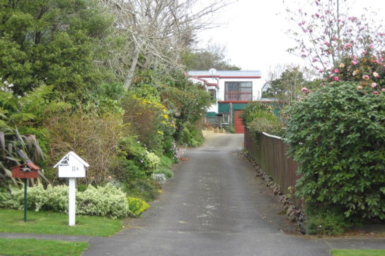 Photo of property in 11b Sequoia Grove, Merrilands, New Plymouth, 4312