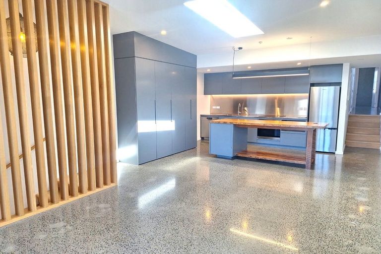 Photo of property in 43d Nelson Street, Petone, Lower Hutt, 5012