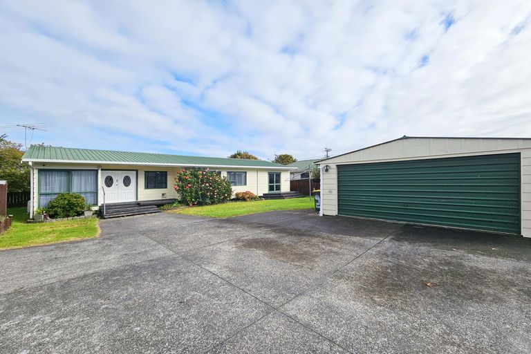 Photo of property in 26a Cosgrave Road, Papakura, 2110