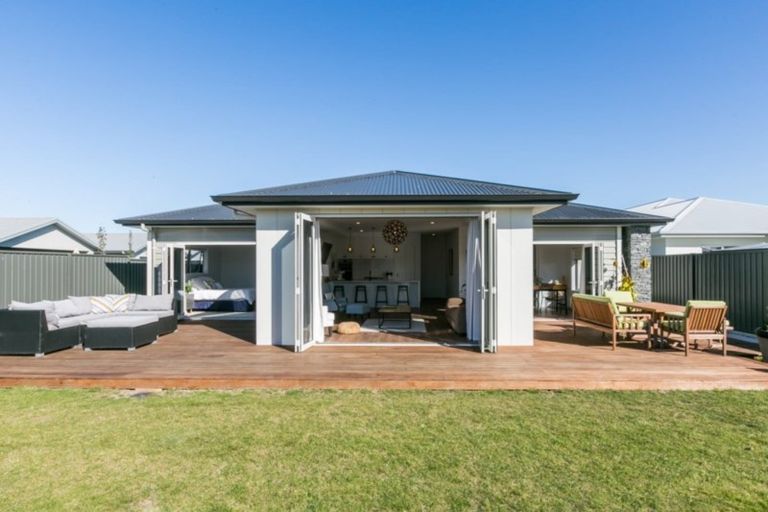 Photo of property in 9 Kaituna Place, Te Awa, Napier, 4110