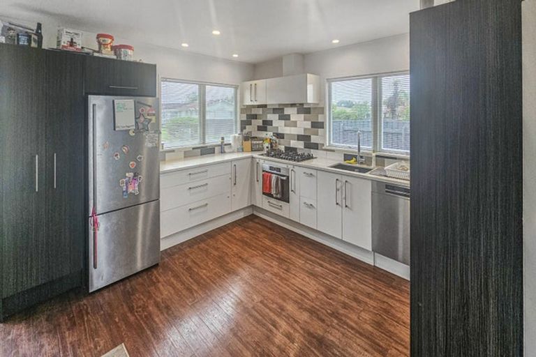 Photo of property in 33 Holyrood Street, Taradale, Napier, 4112