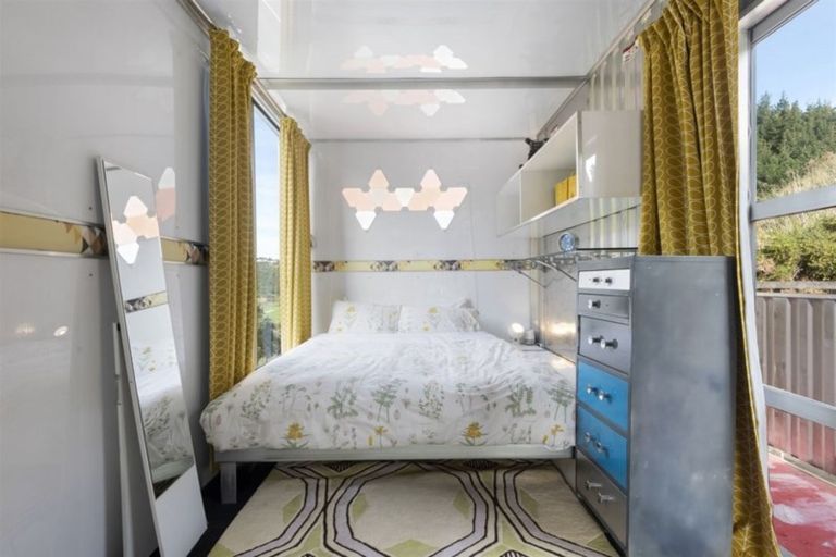 Photo of property in 173 Happy Valley Road, Owhiro Bay, Wellington, 6023