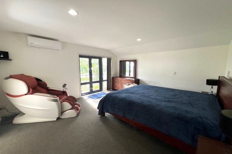 Photo of property in 4/18 Pannill Place, Oteha, Auckland, 0632