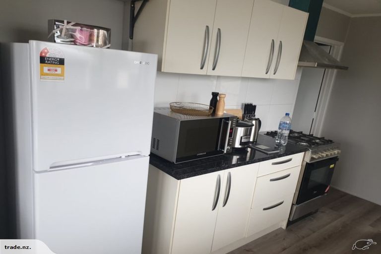 Photo of property in 43 Othello Drive, Clover Park, Auckland, 2023