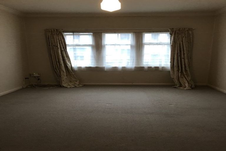 Photo of property in 1/332 Tinakori Road, Thorndon, Wellington, 6011