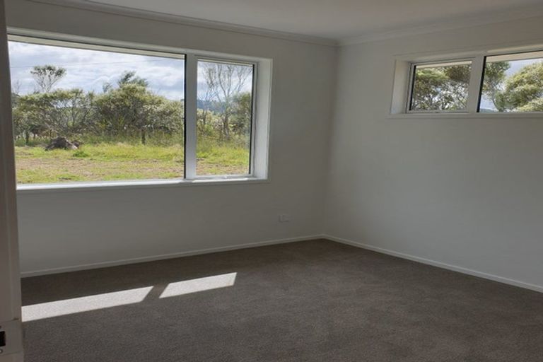 Photo of property in 1363 State Highway 16, Waimauku, 0883