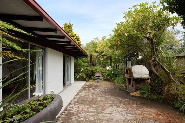 Photo of property in 155 Ashgrove Terrace, Somerfield, Christchurch, 8024