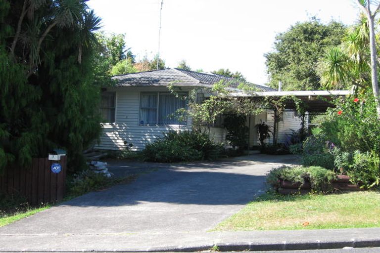 Photo of property in 3 Portobello Place, Torbay, Auckland, 0630