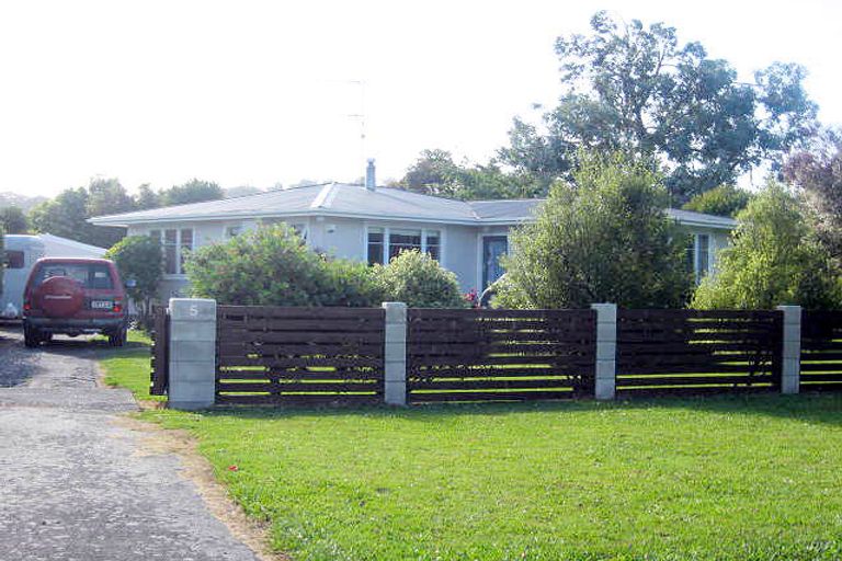 Photo of property in 5 Delhi Avenue, Aramoho, Whanganui, 4500