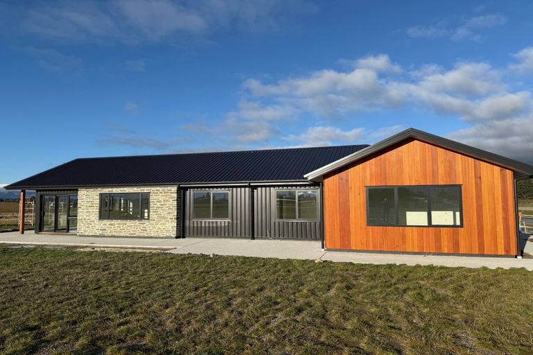 Photo of property in 31 Packer Road, Wanaka, 9382
