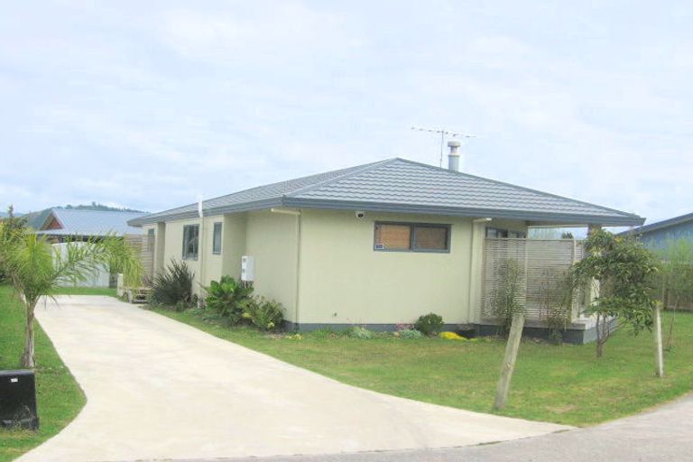 Photo of property in 109 Castle View Road, Matarangi, Whitianga, 3592