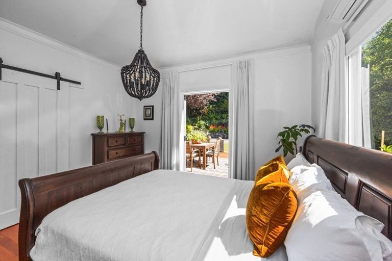 Photo of property in 6 Ormond Road, Hospital Hill, Napier, 4110