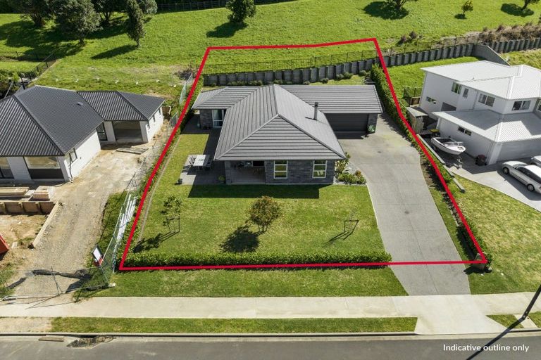 Photo of property in 43 Lakeside Terrace, Omokoroa, 3114
