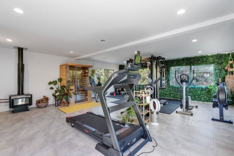 Photo of property in 1559 Pataua Road North, Pataua North, Whangarei, 0175