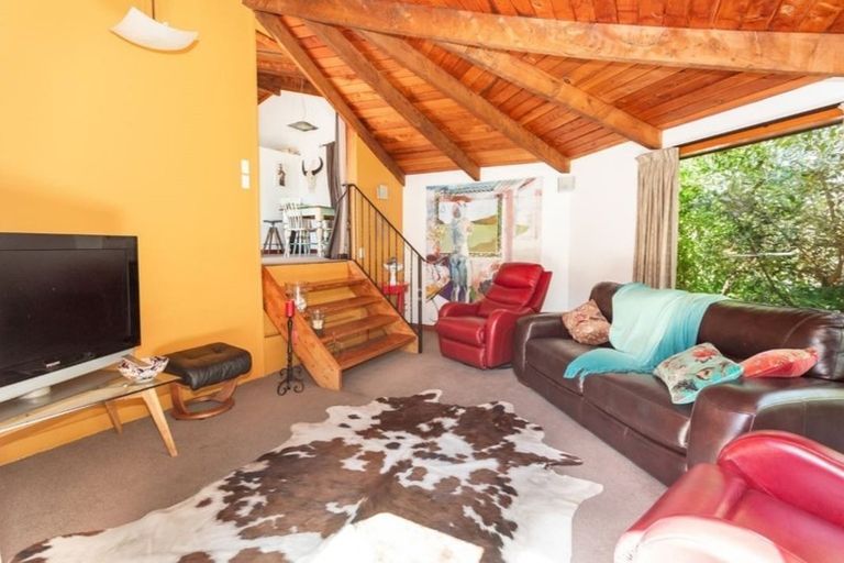 Photo of property in 189 Main Road, Allandale, Lyttelton, 8971