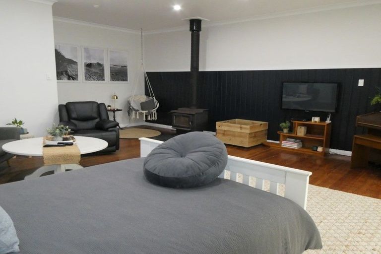 Photo of property in 2 Sturge Street, Cobden, Greymouth, 7802