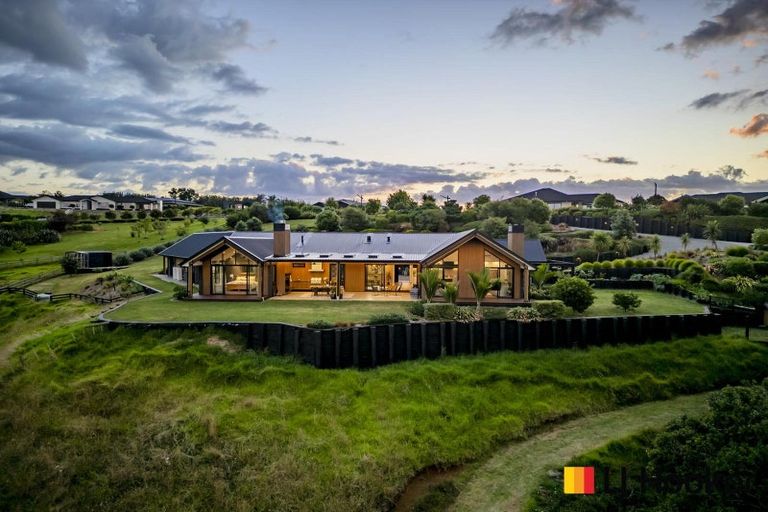 Photo of property in 19 William Andrew Road, Pukekohe, 2120