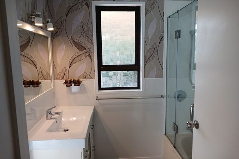 Photo of property in 33 Ihaka Street, Hokowhitu, Palmerston North, 4410