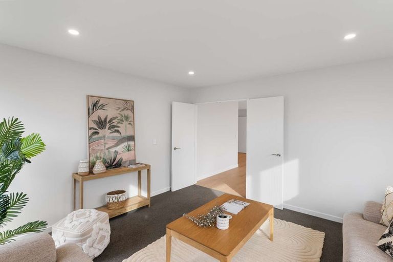 Photo of property in 18 Harry Manship Crescent, Halswell, Christchurch, 8025