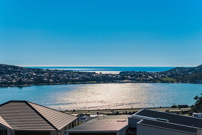 Photo of property in 107 Queen Charlotte Drive, Aotea, Porirua, 5024