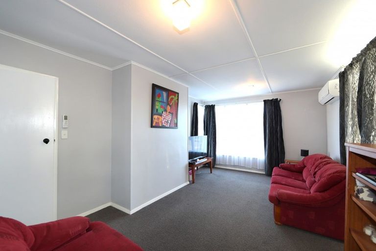 Photo of property in 913 Kiwi Street, Camberley, Hastings, 4120