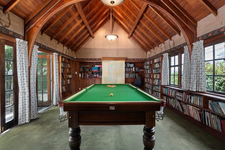 Photo of property in 131 Upland Road, Kelburn, Wellington, 6012