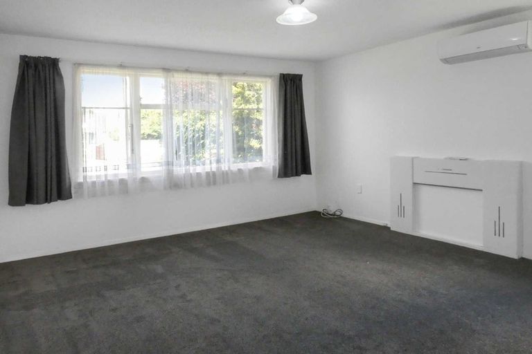 Photo of property in 203 Grahams Road, Burnside, Christchurch, 8053