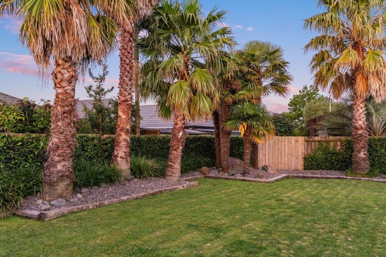 Photo of property in 6 Ohope Place, Papamoa Beach, Papamoa, 3118