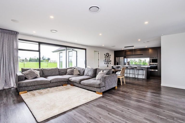 Photo of property in 60 Orion Road East, Makarewa, Invercargill, 9876