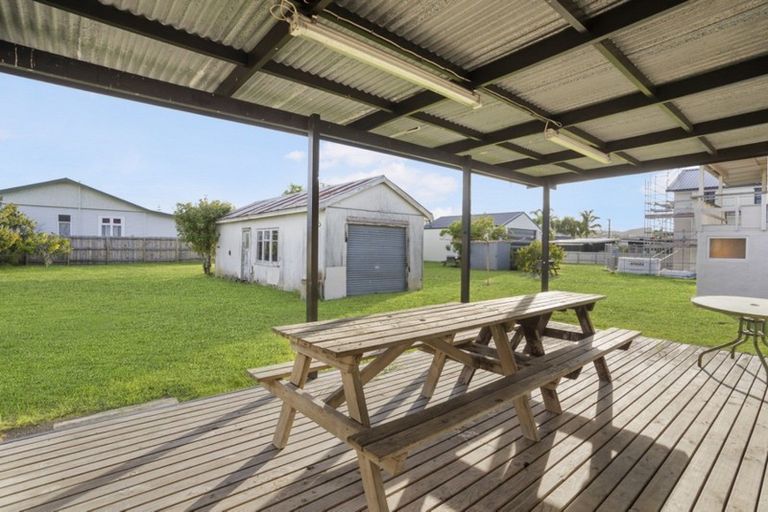 Photo of property in 319 Barrowclough Road, Whangamata, 3620