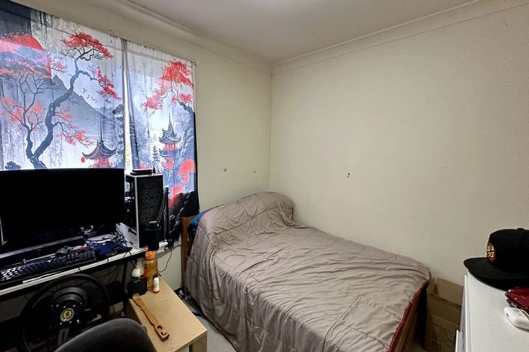 Photo of property in 21 Lucienne Drive, Ranui, Auckland, 0612