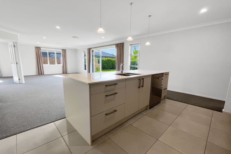 Photo of property in 24 John Annan Street, Halswell, Christchurch, 8025