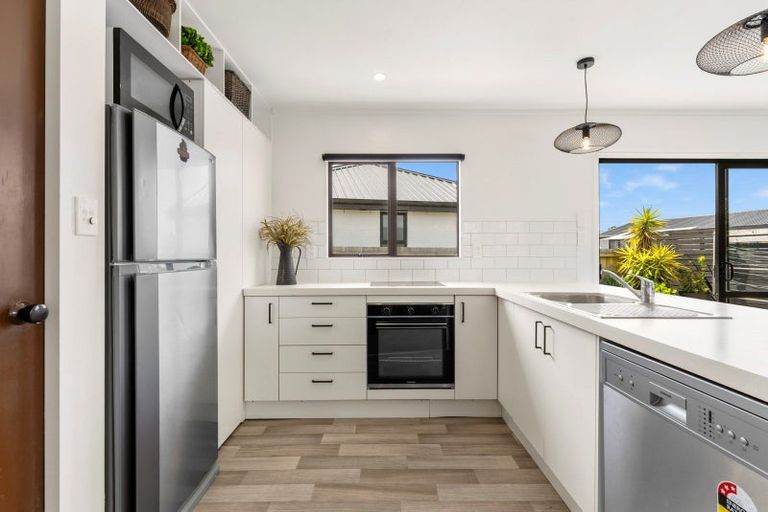 Photo of property in 79 Topaz Drive, Papamoa Beach, Papamoa, 3118