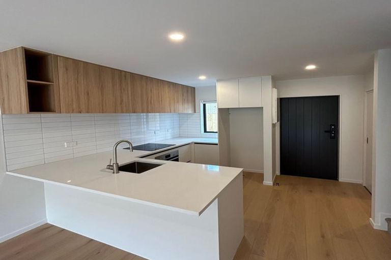 Photo of property in 5/3 Eskdale Road, Birkdale, Auckland, 0626