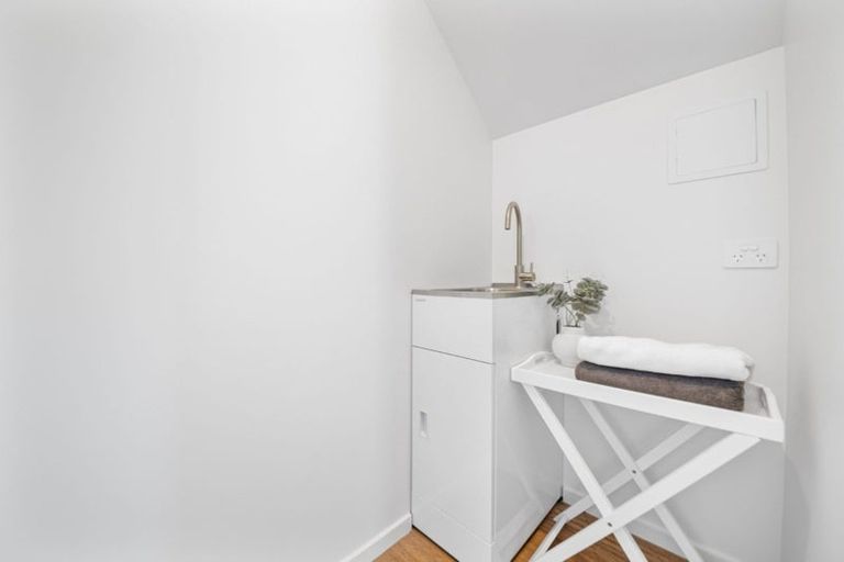 Photo of property in 3/9 Matlock Street, Woolston, Christchurch, 8062