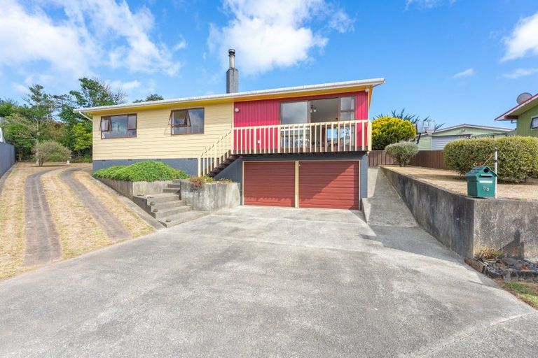 Photo of property in 33 Mountainview Terrace, Otaki Beach, Otaki, 5512