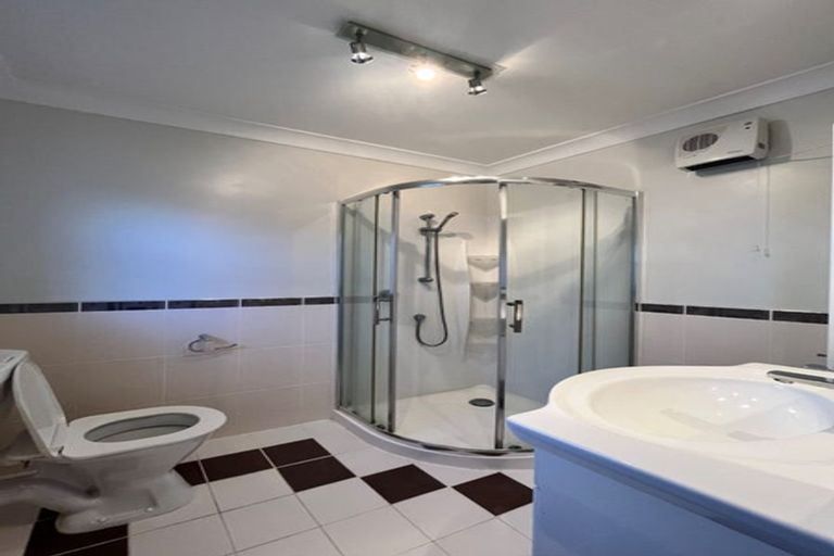 Photo of property in 9 Gull Lane, Mairangi Bay, Auckland, 0630