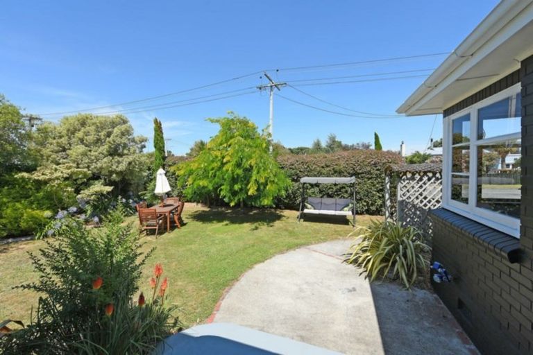 Photo of property in 41 Strasbourge Street, Martinborough, 5711
